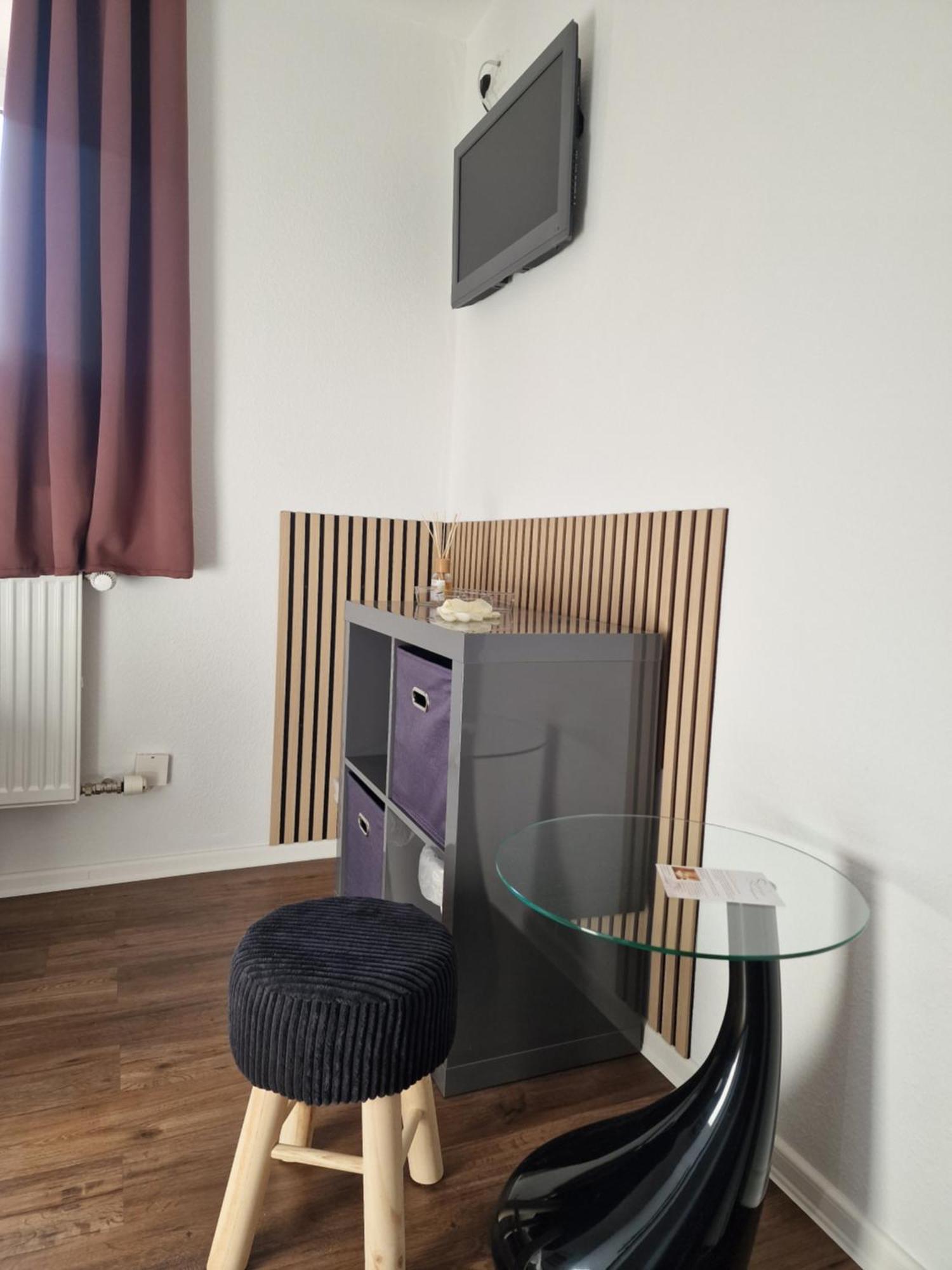 Zur Sonne "Gasthaus-Bar-Events" Poppenhausen Luaran gambar