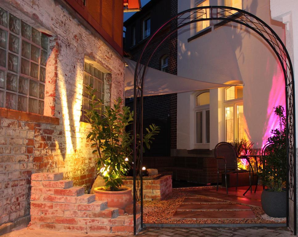 Zur Sonne "Gasthaus-Bar-Events" Poppenhausen Luaran gambar